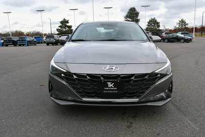 2023 Hyundai Elantra, $19850. Photo 11