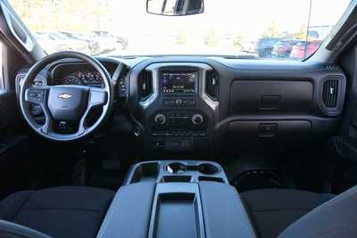 2024 Chevrolet 3500 Crew Cab, $54000. Photo 3