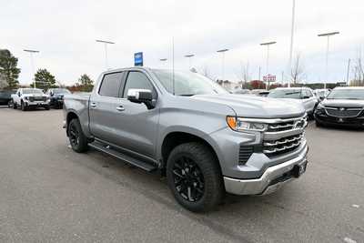 2025 Chevrolet 1500 Crew Cab, $53890. Photo 10