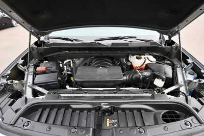 2025 Chevrolet 1500 Crew Cab, $53890. Photo 12