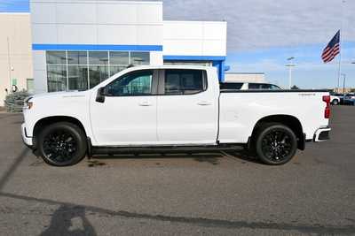 2021 Chevrolet 1500 Crew Cab, $33869. Photo 3