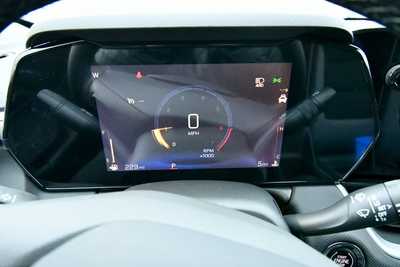 2026 Chevrolet Equinox, $31374. Photo 3