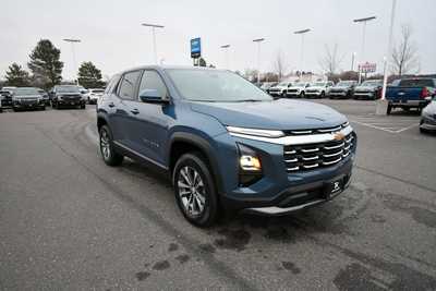 2026 Chevrolet Equinox, $31374. Photo 9