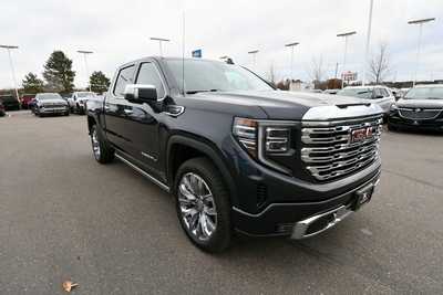 2023 GMC 1500 Crew Cab, $48752. Photo 9