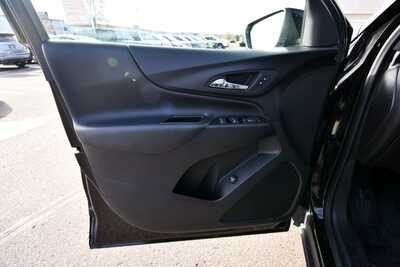 2024 Chevrolet Equinox, $23500. Photo 11