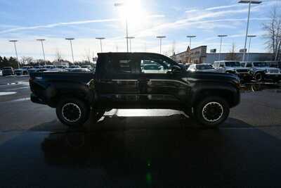 2024 Toyota Tacoma, $36357. Photo 9