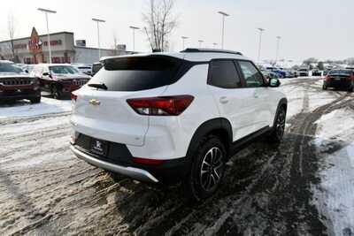 2026 Chevrolet TrailBlazer, $29186. Photo 8