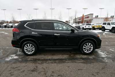 2019 Nissan Rogue, $16783. Photo 8