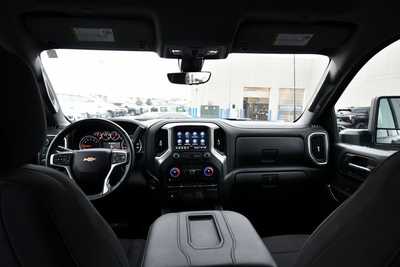 2022 Chevrolet 3500 Crew Cab, $47570. Photo 3