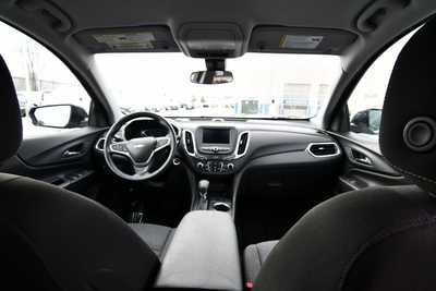 2022 Chevrolet Equinox, $22997. Photo 3