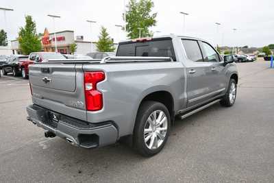 2024 Chevrolet 1500 Crew Cab, $54298. Photo 8