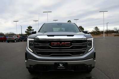 2024 GMC 1500 Crew Cab, $45437. Photo 11