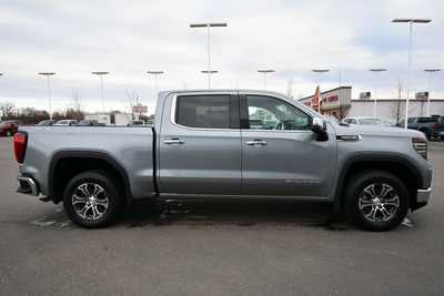 2024 GMC 1500 Crew Cab, $45437. Photo 9