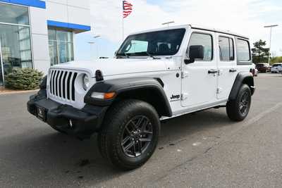 2024 Jeep Wrangler, $31786. Photo 2
