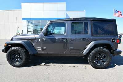 2018 Jeep Wrangler Unlimited, $17997. Photo 4