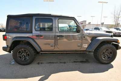 2018 Jeep Wrangler Unlimited, $17997. Photo 9