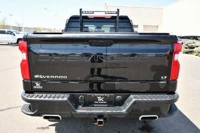 2022 Chevrolet 1500 Crew Cab, $42769. Photo 6