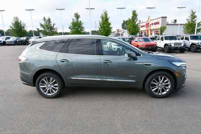 2023 Buick Enclave, $35874. Photo 9
