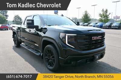 2023 GMC 1500 Crew Cab, $42902. Photo 10