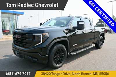 2023 GMC 1500 Crew Cab, $42902. Photo 1