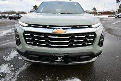 2026 Chevrolet Equinox, $34261. Photo 10