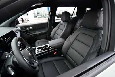 2026 Chevrolet Equinox, $34261. Photo 12