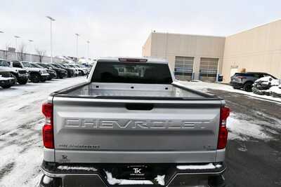 2019 Chevrolet 1500 Ext Cab, $20497. Photo 6
