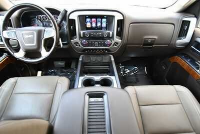 2018 GMC 1500 Crew Cab, $25769. Photo 3