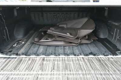 2018 GMC 1500 Crew Cab, $25769. Photo 7