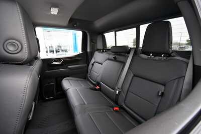 2026 Chevrolet 1500 Crew Cab, $65667. Photo 10