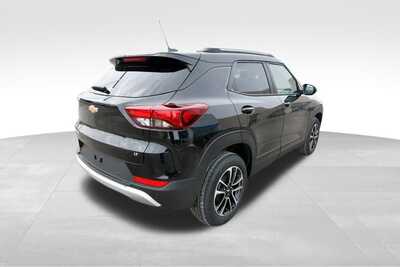 2026 Chevrolet TrailBlazer, $29313. Photo 7