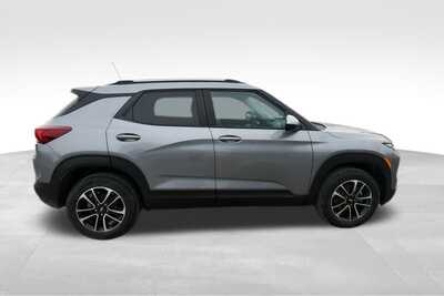 2026 Chevrolet TrailBlazer, $30658. Photo 8