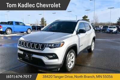 2024 Jeep Compass, $18497. Photo 1