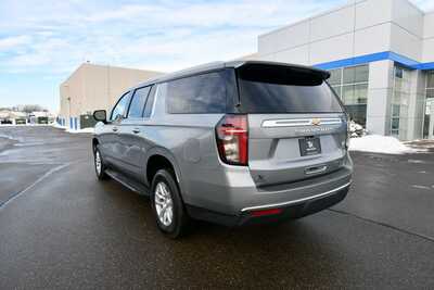 2024 Chevrolet Suburban, $46497. Photo 5