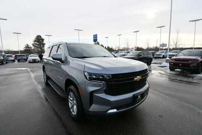 2024 Chevrolet Suburban, $46497. Photo 9