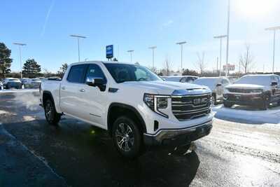 2025 GMC 1500 Crew Cab, $42997. Photo 10
