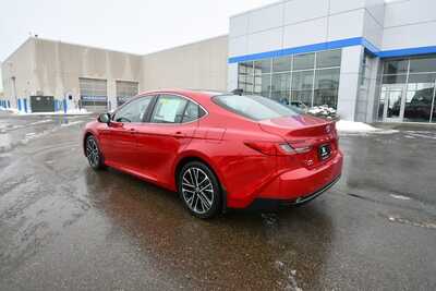 2025 Toyota Camry, $33997. Photo 5