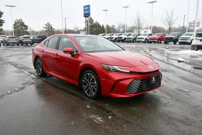 2025 Toyota Camry, $33997. Photo 9