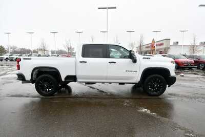 2026 Chevrolet 3500 Crew Cab, $75278. Photo 8