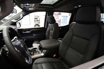 2026 Chevrolet 1500 Crew Cab, $67270. Photo 9