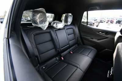 2026 Chevrolet Equinox, $33740. Photo 12