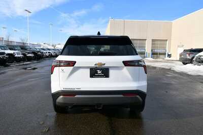 2026 Chevrolet Equinox, $33740. Photo 5