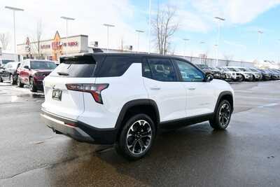 2026 Chevrolet Equinox, $33740. Photo 6
