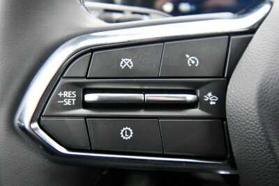 2026 Chevrolet Equinox, $30786. Photo 10