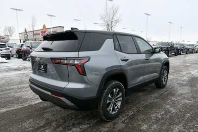 2026 Chevrolet Equinox, $30786. Photo 6