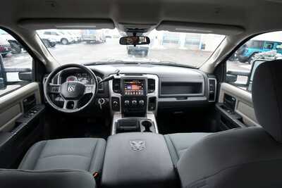 2018 RAM 2500 Crew Cab, $19997. Photo 3