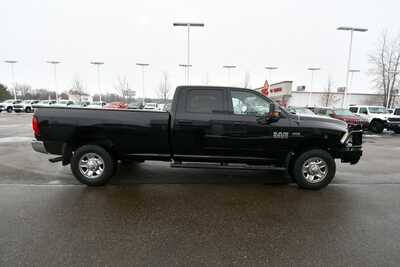 2018 RAM 2500 Crew Cab, $19997. Photo 9