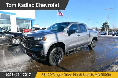 2022 Chevrolet 2500 Crew Cab, $40997. Photo 1