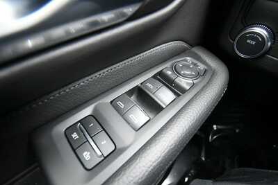 2023 GMC Yukon XL, $57997. Photo 10