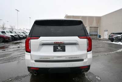 2023 GMC Yukon XL, $57997. Photo 5